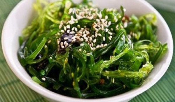 Sushi Zutaten Nori, Wakame, Kombu, Hijiki & Katsuobushi Sushi Zutaten Nori, Wakame, Kombu, Hijiki & Katsuobushi